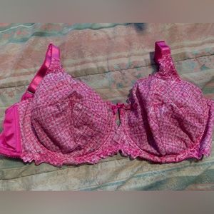 Beautiful pink flowered gingham bra, size 40H (Penningtons/Addition Elle)